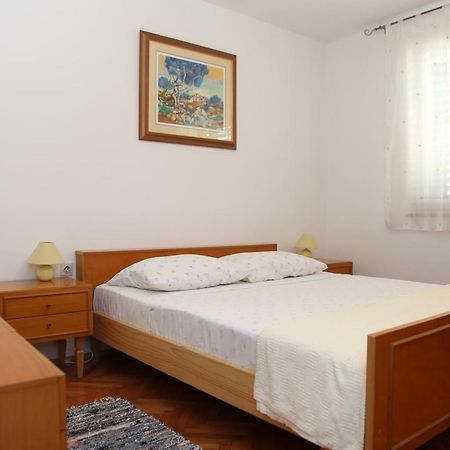 Seaside Apartment Tisno Extérieur photo