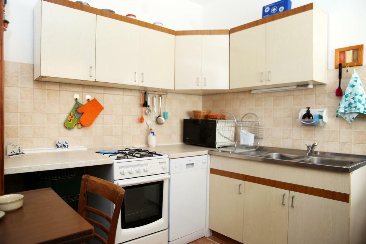 Seaside Apartment Tisno Extérieur photo